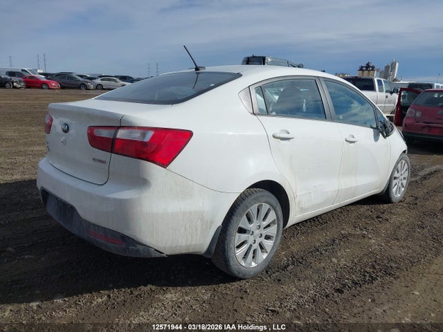 12571944 :رقم المزاد ، KNADN4A36F6517602 vin ، 2015 Kia Rio Ex/ex+/lx/lx+/sx مزاد بيع