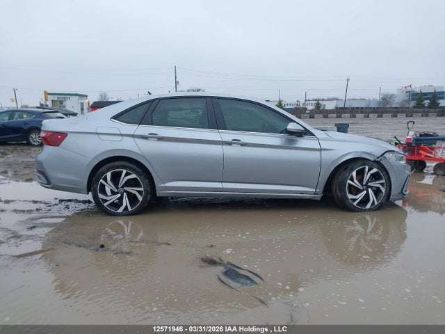 3VWGX7BU4SM041151 Volkswagen Jetta Highline