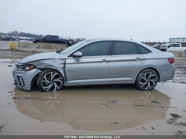 3VWGX7BU4SM041151 Volkswagen Jetta Highline