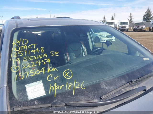 12571948 :رقم المزاد ، 5TDEZ3DC3KS222954 vin ، 2019 Toyota Sienna Se/se Premium مزاد بيع