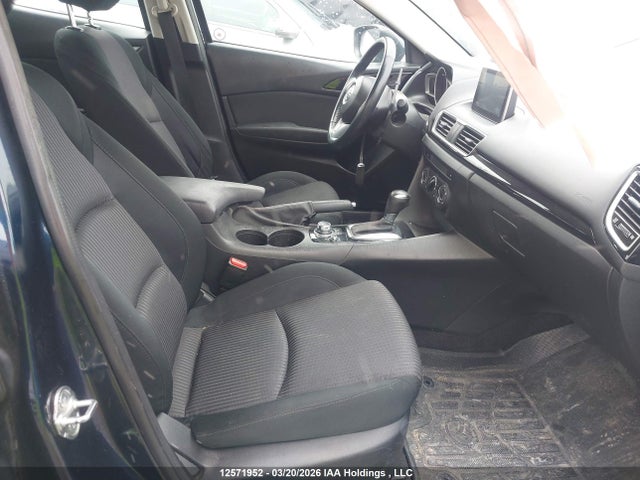 3MZBM1V78FM143998 Mazda 3 TOURING