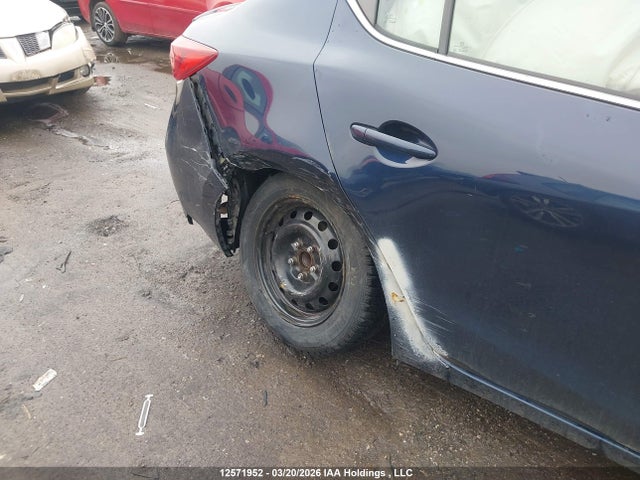 3MZBM1V78FM143998 Mazda 3 TOURING
