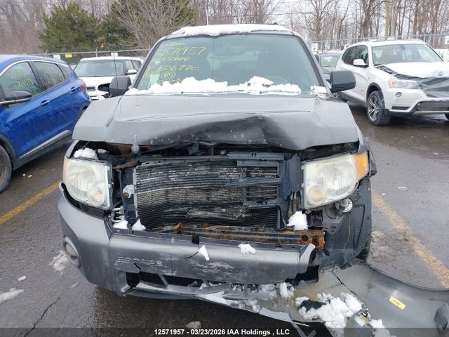 Продажа на аукционе авто 2011 Ford Escape Xlt, vin: 1FMCU0DG2BKB06770, номер лота: 12571957