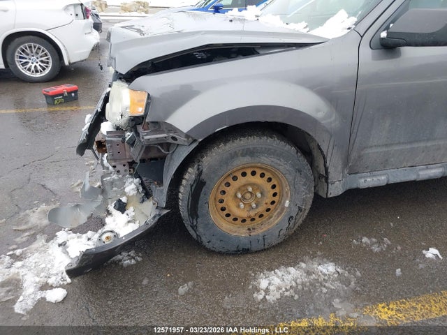 Продажа на аукционе авто 2011 Ford Escape Xlt, vin: 1FMCU0DG2BKB06770, номер лота: 12571957