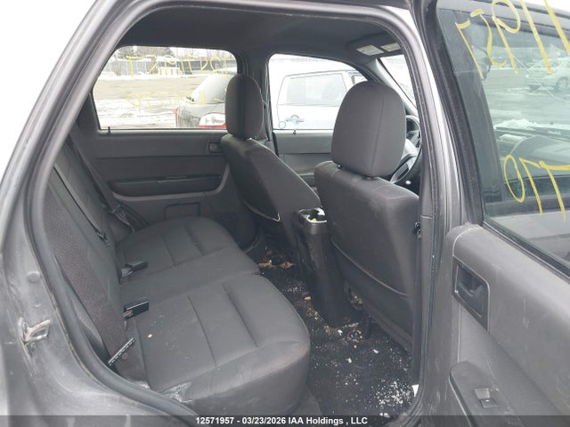 Продажа на аукционе авто 2011 Ford Escape Xlt, vin: 1FMCU0DG2BKB06770, номер лота: 12571957