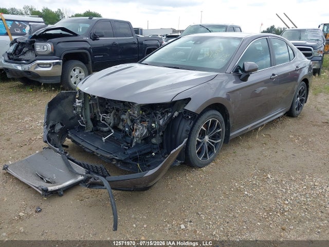 12571970 :رقم المزاد ، 4T1G11AK1NU065727 vin ، 2022 Toyota Camry Se مزاد بيع
