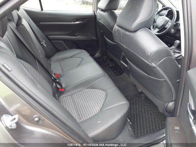 12571970 :رقم المزاد ، 4T1G11AK1NU065727 vin ، 2022 Toyota Camry Se مزاد بيع