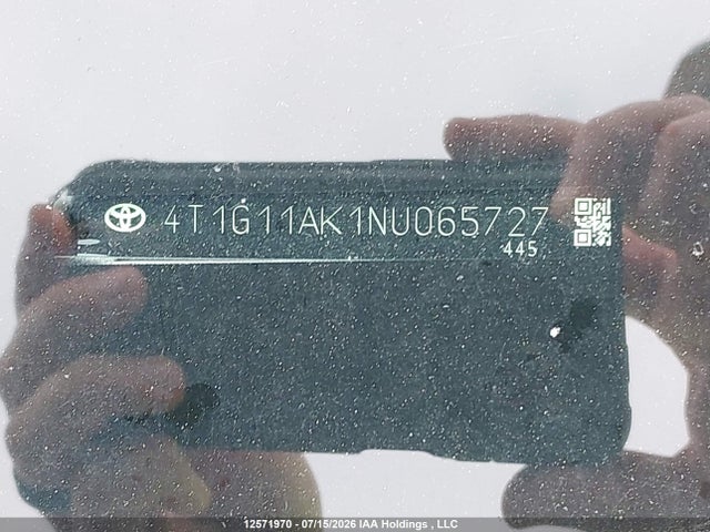 12571970 :رقم المزاد ، 4T1G11AK1NU065727 vin ، 2022 Toyota Camry Se مزاد بيع