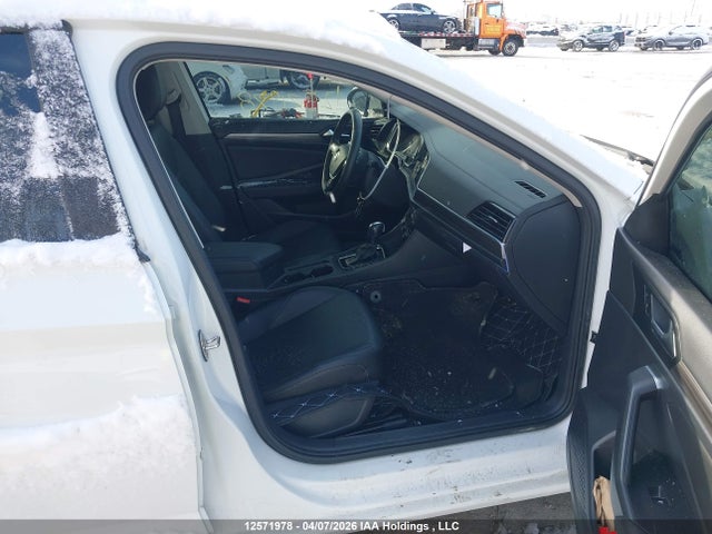 3VWE57BU1MM077296 Volkswagen Jetta