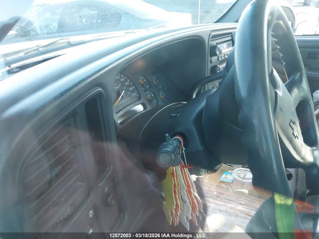 Продаж на аукціоні авто 2006 Chevrolet Silverado K1500, vin: 2GCEK13V961188916, номер лоту: 12572003