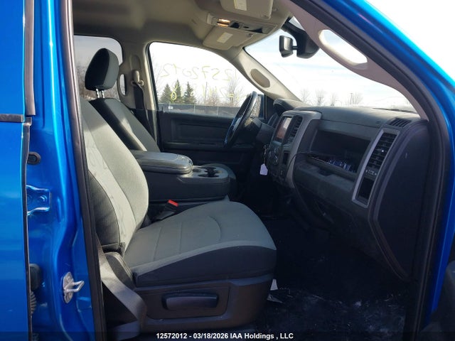3C6RR7KG3NG241898 RAM 1500 Classic Tradesman
