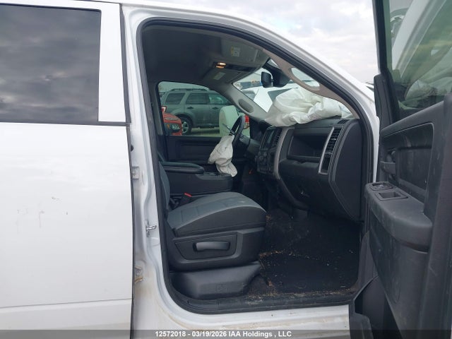 Продажа на аукционе авто 2022 Ram 1500 Classic Tradesman, vin: 3C6RR7KT3NG258892, номер лота: 12572018