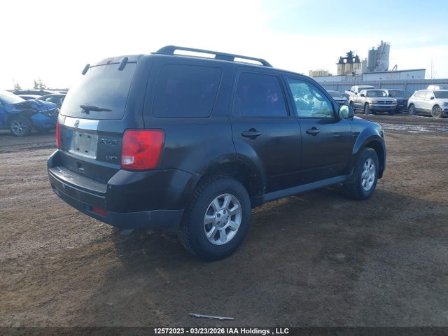 Продаж на аукціоні авто 2011 Mazda Tribute Gx I4, vin: 4F2CY9C73BKM04744, номер лоту: 12572023