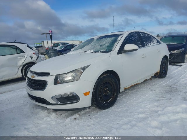 1G1PE5SBXF7116018 Chevrolet Cruze 2lt