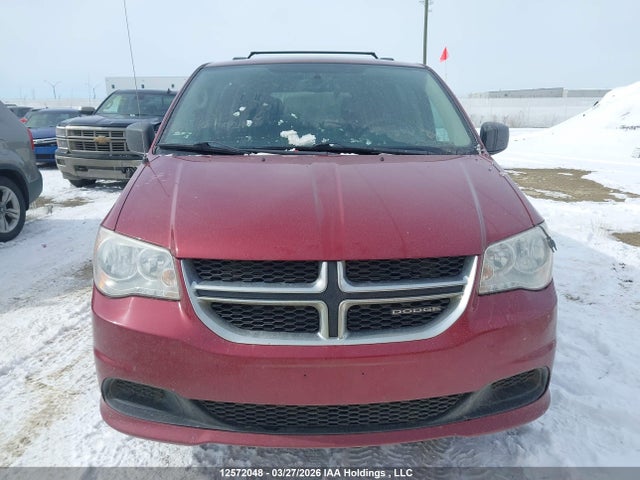 12572048 :رقم المزاد ، 2D4RN4DG3BR635104 vin ، 2011 Dodge Grand Caravan Express مزاد بيع