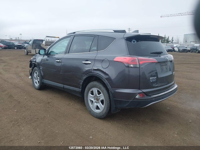 2017 Toyota Rav4 Limited/se/platinum მანქანა იყიდება აუქციონზე, vin: 2T3DFREV9HW598587, აუქციონის ნომერი: 12572060