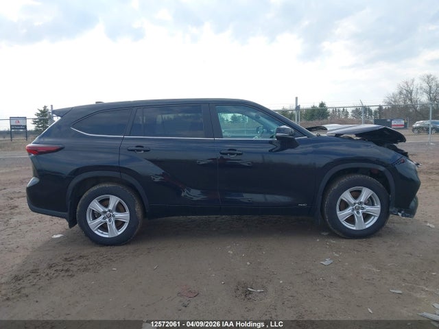 12572061 :رقم المزاد ، 5TDBBRCH3RS139316 vin ، 2024 Toyota Highlander Hybrid Le مزاد بيع