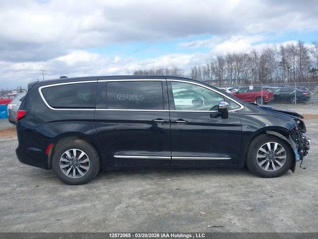 2022 Chrysler Pacifica Hybrid Limited მანქანა იყიდება აუქციონზე, vin: 2C4RC1S73NR108172, აუქციონის ნომერი: 12572065
