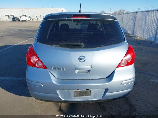 12572073 :رقم المزاد ، 3N1BC1CP5AL352853 vin ، 2010 Nissan Versa مزاد بيع