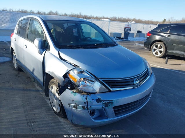 12572073 :رقم المزاد ، 3N1BC1CP5AL352853 vin ، 2010 Nissan Versa مزاد بيع