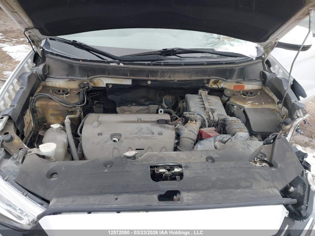 JA4AJ3AUXJU602901 Mitsubishi RVR SE
