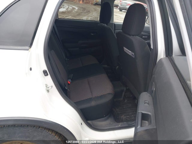 JA4AJ3AUXJU602901 Mitsubishi RVR SE