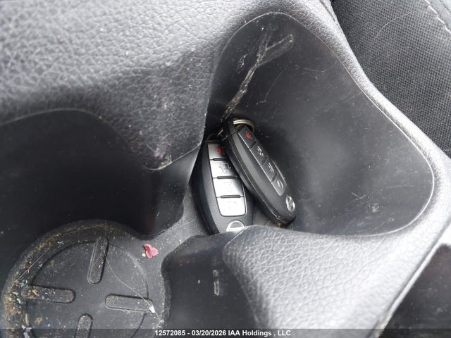 5N1AT2MV3HC777887 Nissan Rogue Sv/sl