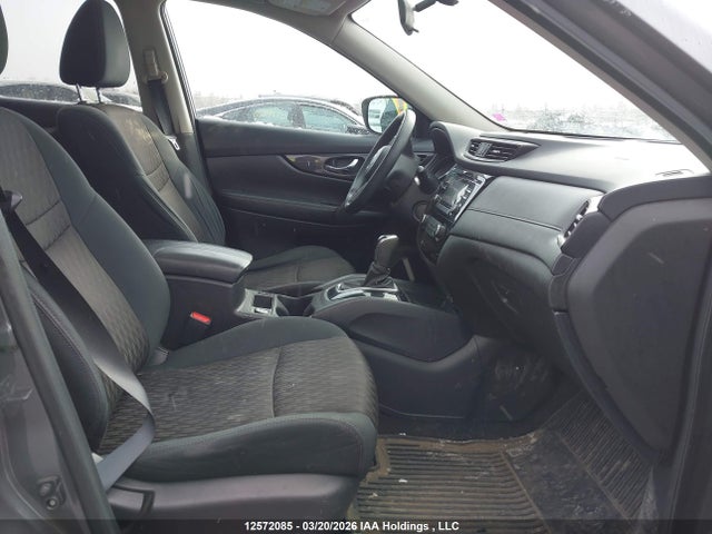 5N1AT2MV3HC777887 Nissan Rogue Sv/sl