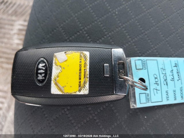 5XYPGDA52HG235257 KIA Sorento 3.3l Lx V6 7-seater