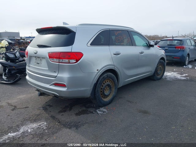 5XYPGDA52HG235257 KIA Sorento 3.3l Lx V6 7-seater