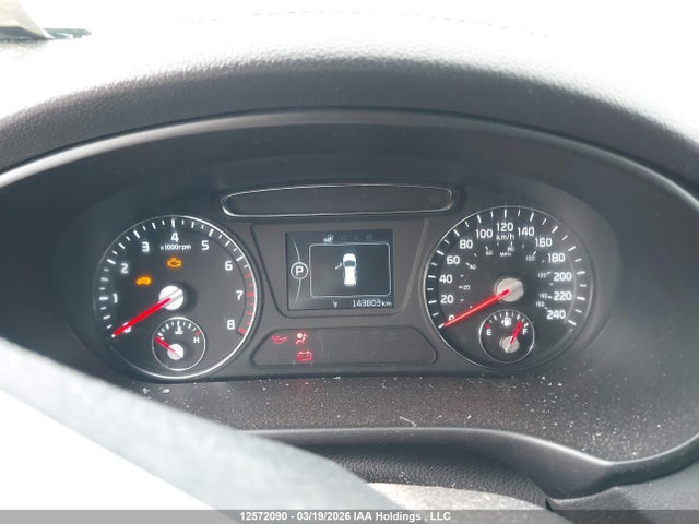 5XYPGDA52HG235257 KIA Sorento 3.3l Lx V6 7-seater