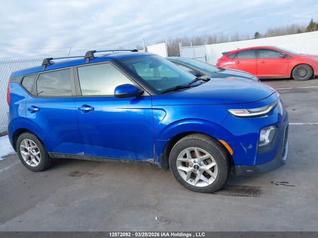 2021 Kia Soul მანქანა იყიდება აუქციონზე, vin: KNDJ33AU9M7781113, აუქციონის ნომერი: 12572092