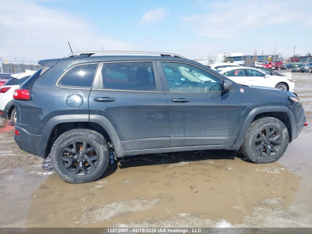 1C4PJMBS5GW349700 Jeep Cherokee Trailhawk