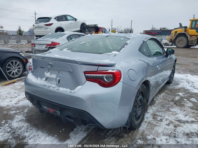 JF1ZNAA19H9710212 Toyota 86 Special Edition