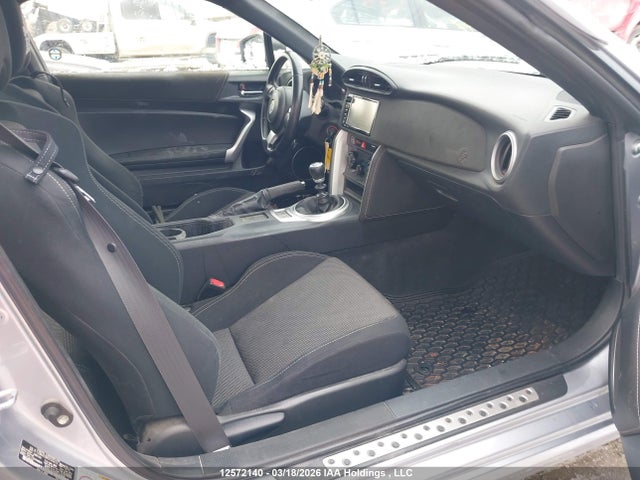 JF1ZNAA19H9710212 Toyota 86 Special Edition