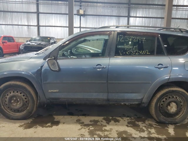 12572147 :رقم المزاد ، 2T3WF4DV3AW032802 vin ، 2010 Toyota Rav4 Sport مزاد بيع