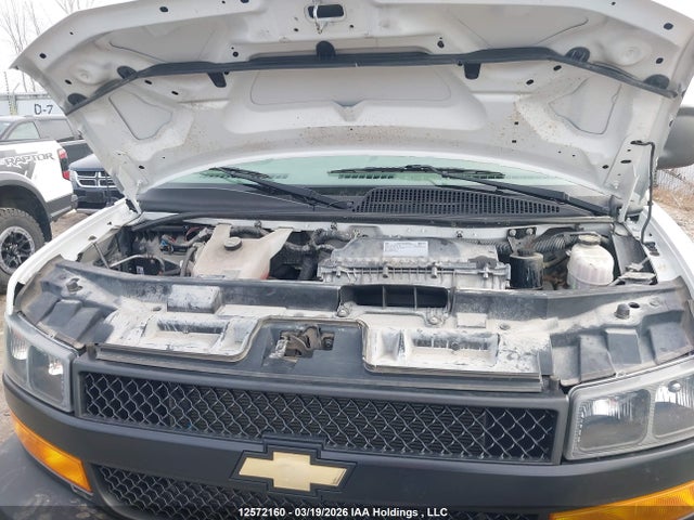 1GCWGAFP5J1335377 Chevrolet Express G2500