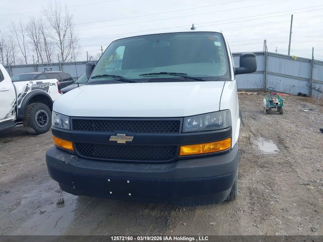 1GCWGAFP5J1335377 Chevrolet Express G2500