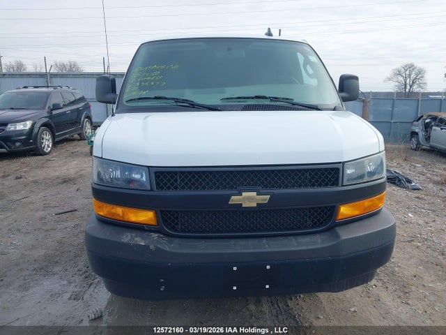 1GCWGAFP5J1335377 Chevrolet Express G2500