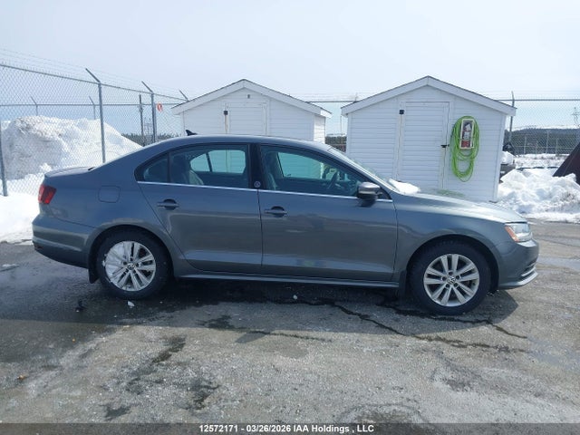 12572171 :رقم المزاد ، 3VWDB7AJ5HM341282 vin ، 2017 Volkswagen Jetta Wolfsburg Edition مزاد بيع