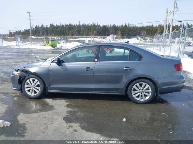 12572171 :رقم المزاد ، 3VWDB7AJ5HM341282 vin ، 2017 Volkswagen Jetta Wolfsburg Edition مزاد بيع