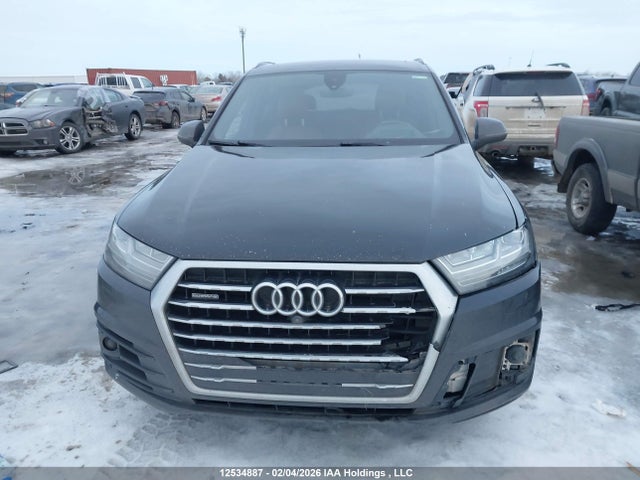 WA1WAAF71HD047649 Audi Q7 3.0t Technik