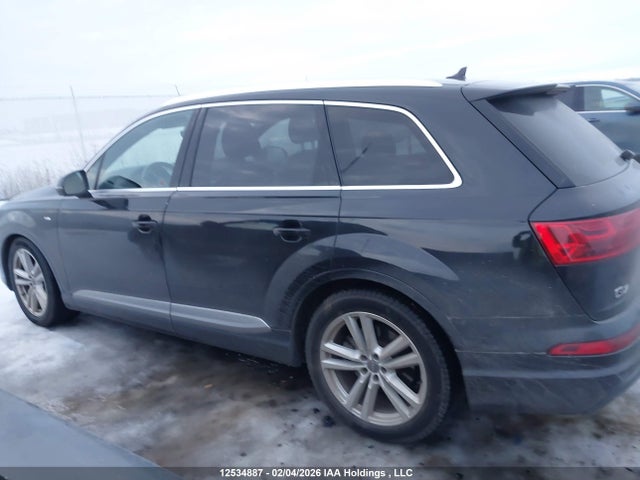 WA1WAAF71HD047649 Audi Q7 3.0t Technik