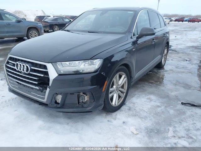 WA1WAAF71HD047649 Audi Q7 3.0t Technik