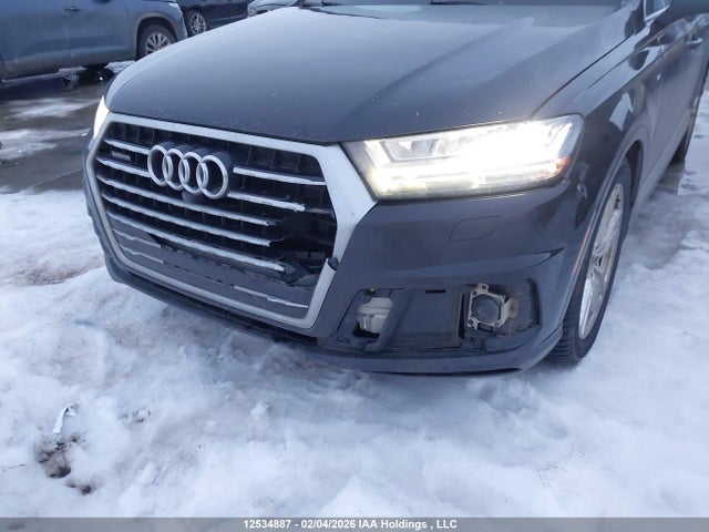 WA1WAAF71HD047649 Audi Q7 3.0t Technik