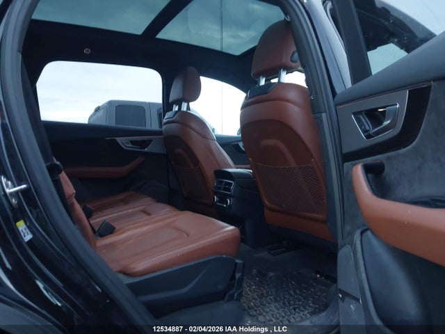 WA1WAAF71HD047649 Audi Q7 3.0t Technik