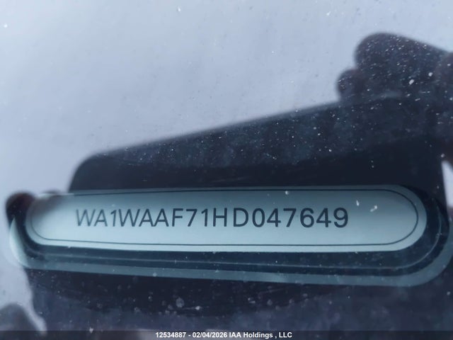 WA1WAAF71HD047649 Audi Q7 3.0t Technik