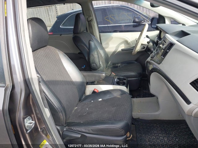 Aukcja sprzedaży 2013 Toyota Sienna, vin: 5TDXK3DC0DS357213, numer aukcji: 12572177