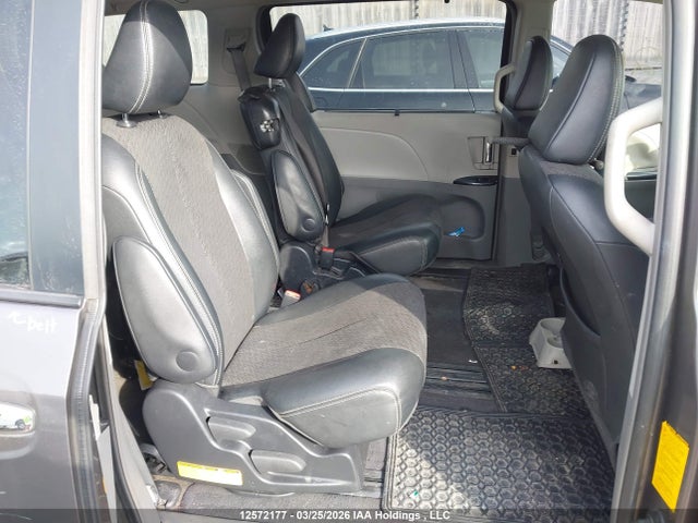 Aukcja sprzedaży 2013 Toyota Sienna, vin: 5TDXK3DC0DS357213, numer aukcji: 12572177