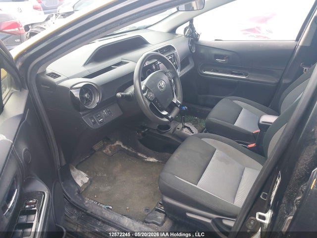 JTDKDTB37J1615548 Toyota Prius